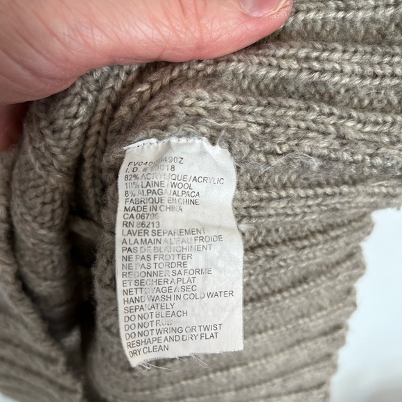 Tristan Cozy Knit Sweater dress in Taupe size small - Picture 4 of 5